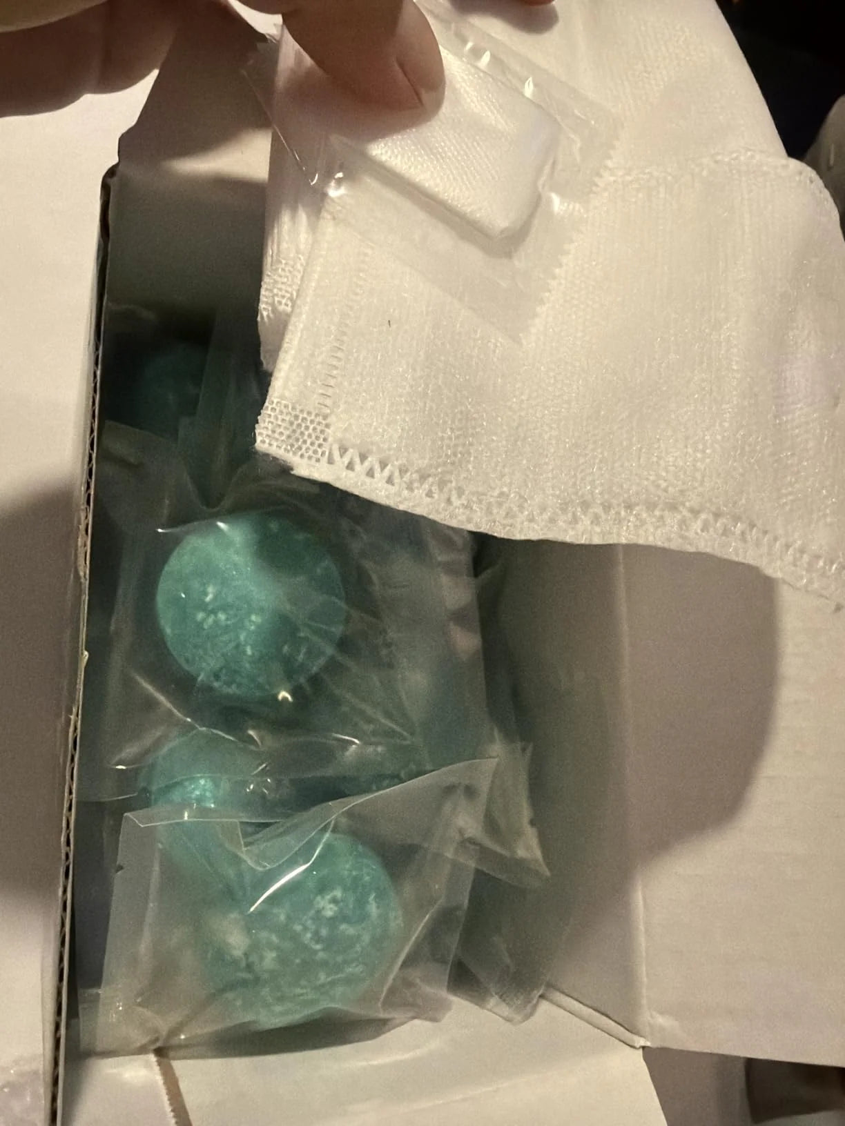 🔥12 PCS/Pack🔥Washing Machine Deep Cleaner Tablets – Eliminates 99% Germs, Removes Odors & Prevents Mold 🧽